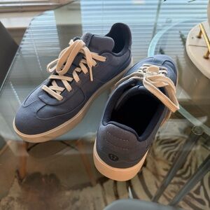 Lululemon Women's Cityverse Cotton Canvas Sneaker